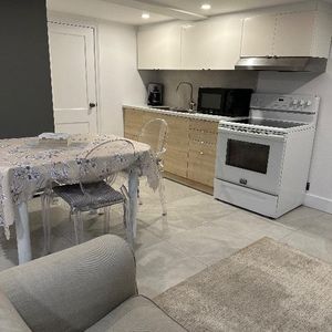 Jolie 3 1/2 à Bois-des-filion (proche de Laval, rosemere, terrebonne) - Photo 2