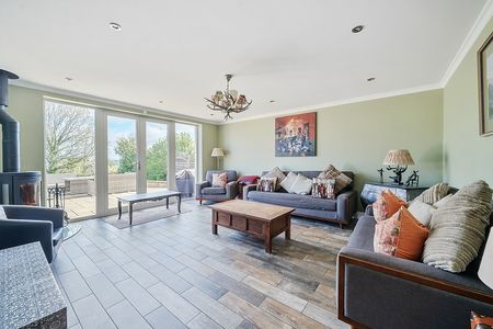 Malthall, Llanrhidian, Swansea, SA3 - Photo 3