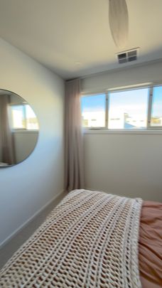 Oakden - Photo 1