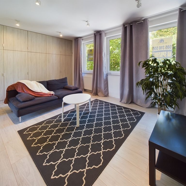 Nowoczesne mieszkanie z ogródkiem na Pogodnie - Photo 1