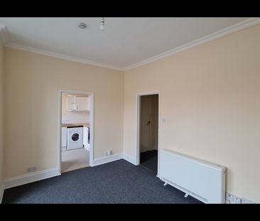 Studio Flat, St James's Road, CR0 - Photo 1