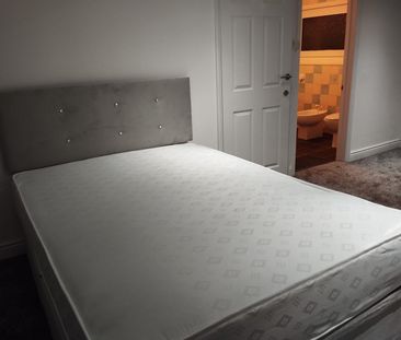 Room in a Shared House, St. Georges Road, IG1 - Photo 2