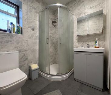 3 bedroom semi-detached house to rent - Photo 6