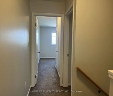 Condo Townhouse For Lease | X9267018 - Photo 6