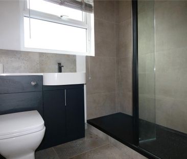 2 bedroom semi-detached house to rent - Photo 4