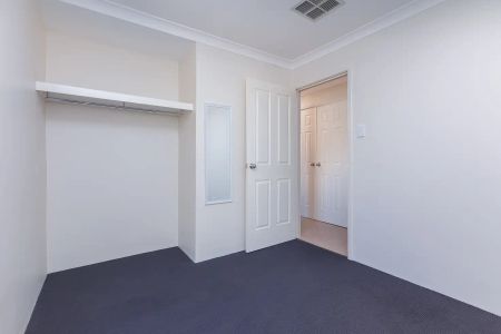 “Heathridge Haven: Large family home” - Photo 4