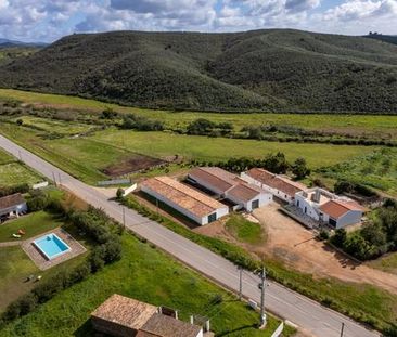 Moradia em Banda T2 - Photo 1