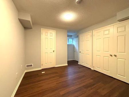 For Lease - 15 Adam Oates Heights, Toronto, Ontario - Photo 2