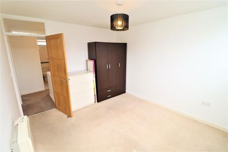 3 BED Terraced House To rent - Photo 5