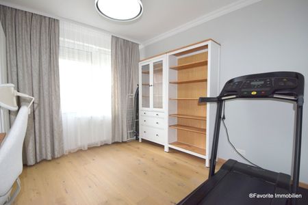 Moderne 3-Zimmer-Wohnung, möbliert, mit Loggia und Garagenstellplatz, im 5. Stock, 75m² in 1050 Wien! / 3-Room Apartment, with Loggia and Parking Space, 75m² in 1050 Vienna! - - Foto 4