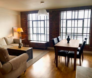 1 Bed Flat, Robert Street, BN1 - Photo 1