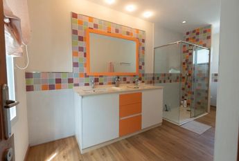 Carrer 201, Paterna, Valencian Community 46182