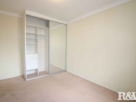 Neat And Tidy Family Home - Photo 4