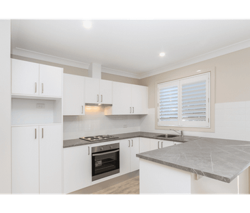 2 Bedroom granny flat - includes water usage - Photo 4