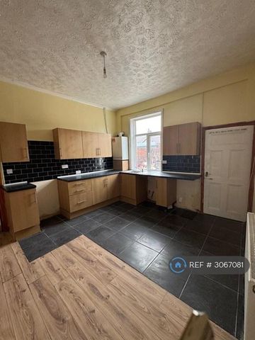 3 bedroom bungalow to rent - Photo 3