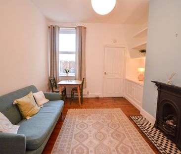 2 bed flat to rent in Hyde Terrace, Gosforth, NE3 - Photo 3