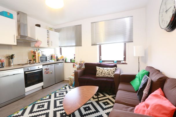 Juniper House – Room 1 - Photo 1