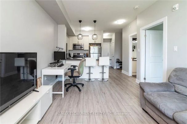 125 Shoreview Place #226 - Photo 1