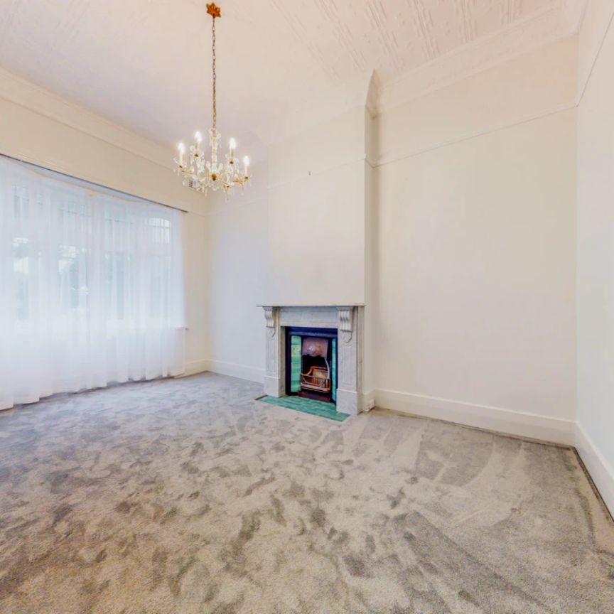 4 Bed, 1 Bath - Photo 1