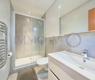 SPACIOUS AND LIGHT-FILLED IN A DUPLOX WITH BALCONY-TERRACE - Foto 6