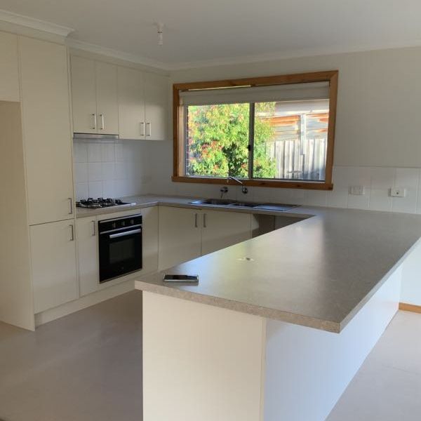 Nice 2 Bedroom Unit - Photo 1