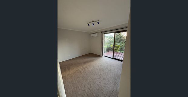 Whitecliffe Residences peace and tranquility surrounded by nature. Fantastic 2 Bed 1 Bath 1 Lock up Garage, $515 per week. - Photo 1