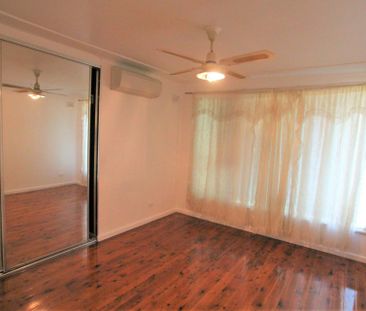 LOCATION !!! LOCATION !!! 4 BEDROOMS HOUSE IN QUIET STREET - SHORT ... - Photo 6