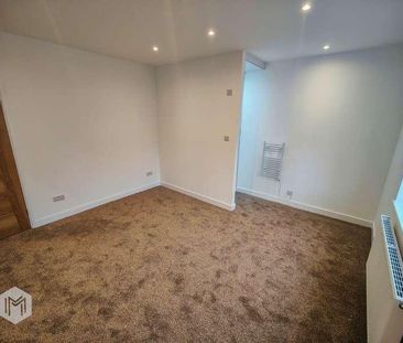 Greenleach Lane, Roe Green, Worsley, Manchester, M28 - Photo 4