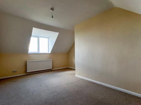 3 bedroom detached house to rent - Photo 4