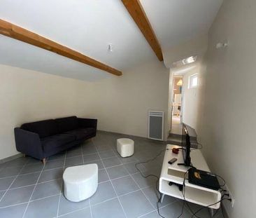 Location appartement rénové 4 pièces 79.9 m² à Beauregard-Baret (26... - Photo 1