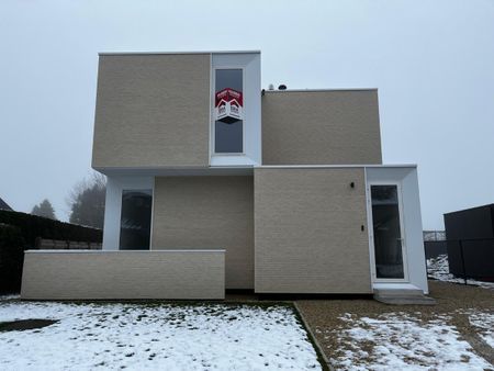 Nieuwe vrijstaande lage energiewoning met tuin en 3 slpks - Photo 3