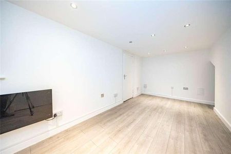 Bower Lane, Maidstone, Kent, ME16 - Photo 4