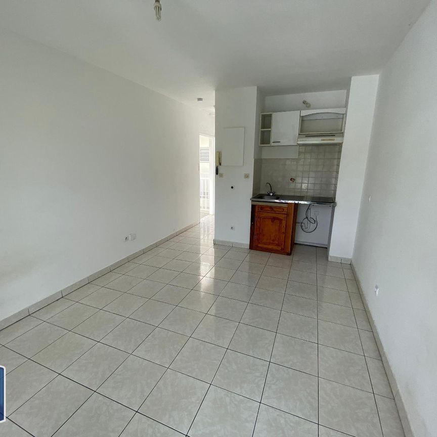 Location Appartement 1 pièce 20m² STE CLOTILDE 97490 - Photo 1