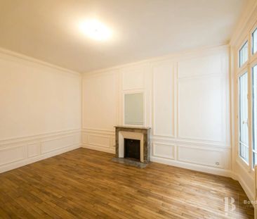 Rental Apartment Paris 8th - Photo 4