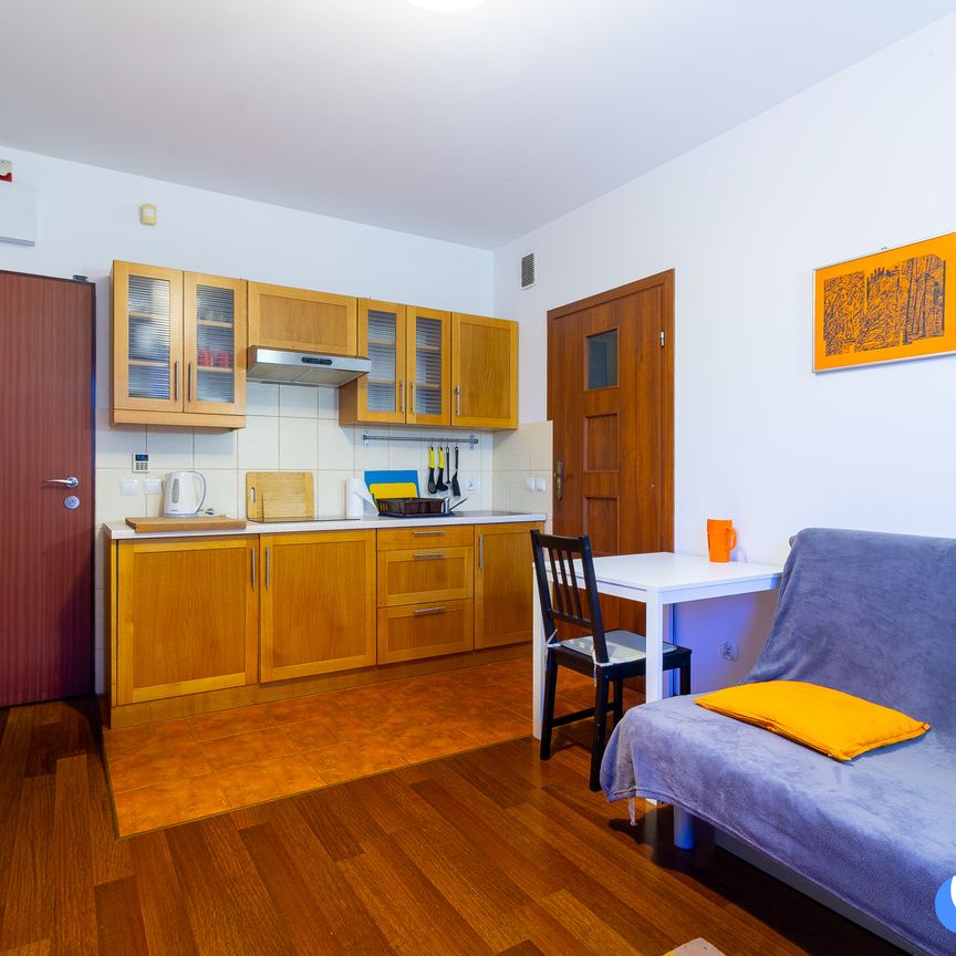 Kawalerka, parking, ul. Radzikowskiego - Photo 1