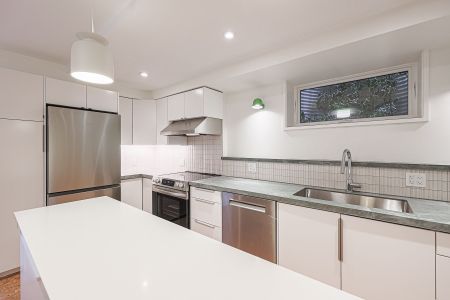 For Lease - 83 Clinton Street, Toronto, Ontario - Photo 3