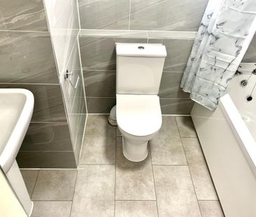 2 bedroom maisonette to rent - Photo 4