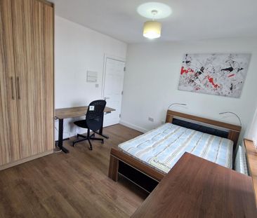 1 bedroom house of multiple occupation to rent - Photo 6