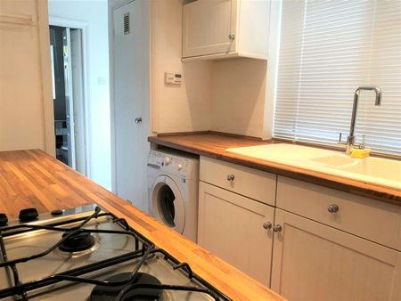 Leyton Cross Road, Dartford, DA2 7AW - Photo 2