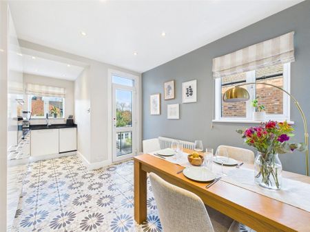 2 bedroom apartment to rent - Photo 4