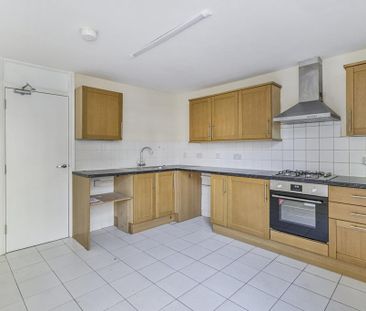 3 bedroom terraced house to rent - Photo 6