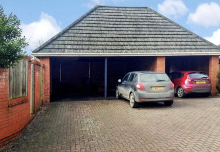 3 bedroom terraced house to rent - Photo 3