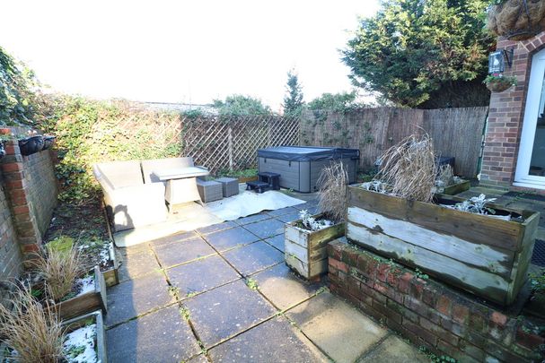 Guildford Road, Westcott, Dorking, RH4 - Photo 1