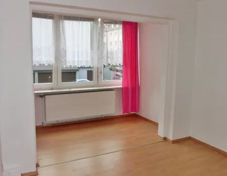 Nette Nachmieterin gesucht - Helle und freundliche 2 ZKB Wohnung mit Balkon in der Südstadt - Foto 1