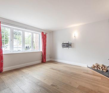 3 bedroom semi-detached house to rent - Photo 6