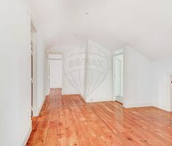 Apartment Duplex 3 bedrooms for rent São Mamede Lisboa - Photo 5