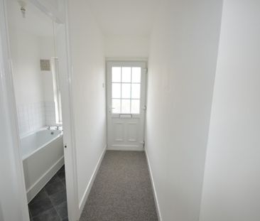 1 bedroom Apartment - WOODHALL HOUSE, WELWYN GARDEN CITY - Photo 2