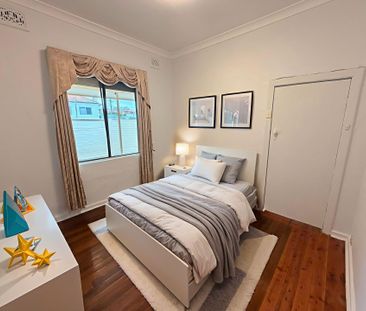 Beautiful 3-Bedroom Residence in the Heart of Granville!! - Photo 4