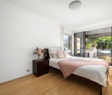 Easy coastal living – Beachside beauty - 6 Month Lease - Photo 3