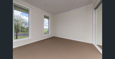 Stunning Modern Home with Serene Views - Photo 5